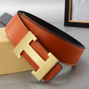 Ceinture en Cuir Véritable avec Boucle Dorée